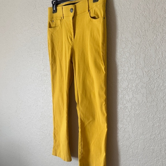 89th & Madison Yellow Cropped Women's Jeans - Picture 4 of 11